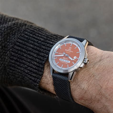 best watches under 2k men